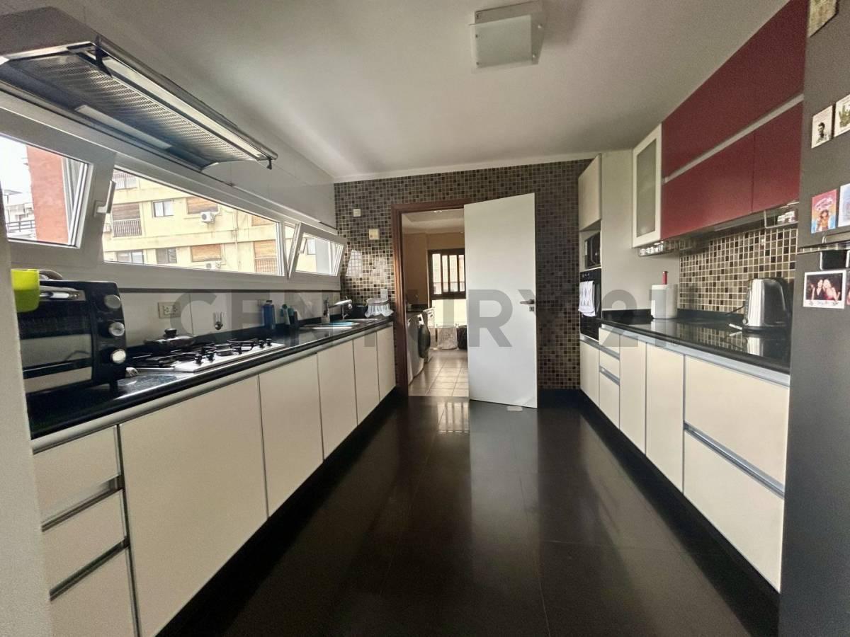 Venta Dpto 5 Amb C/triple Balcón y 2 Cocheras en Villa Urquiza: Torre Categoria C/seg 24hs 1