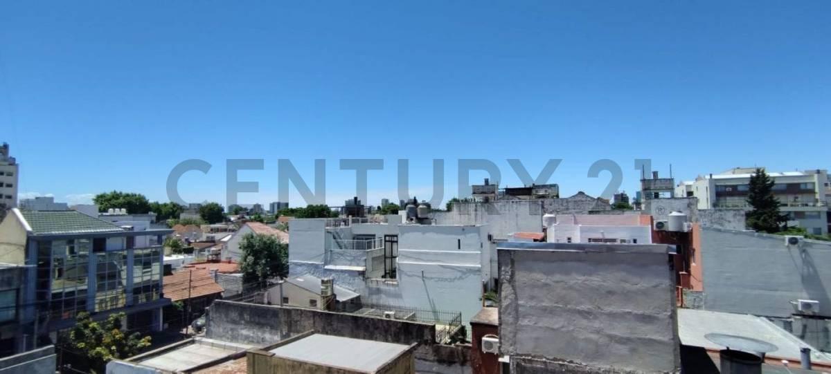 ¡Excelente Oportunidad de Inversión! Edificio de 3 Pisos con 330 m² Cubiertos 3