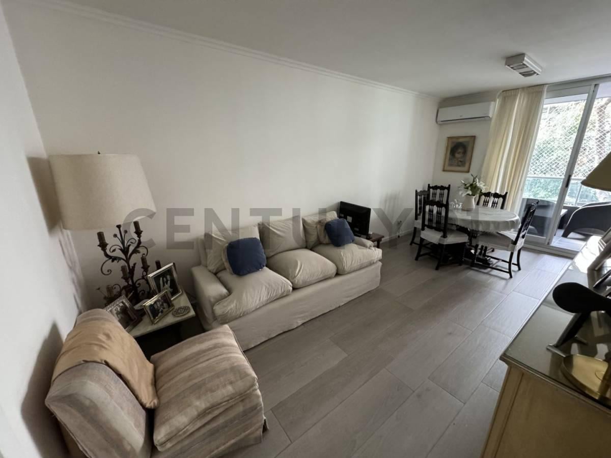 VENTA DEPARTAMENTO 3 AMBIENTES EN LAS CAÑITAS CON COCHERA FIJA EN IMPECABLE ESTADO