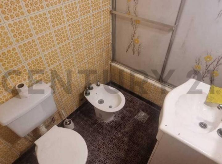 VENTA PH 3 AMBIENTES EN LOMAS DE ZAMORA CON COCHERA OPCIONAL 2