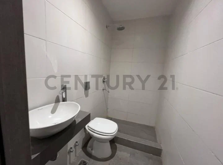 VENTA DEPARTAMENTO 4 AMB FLORES EN EDIFICIO DE CATEGORÍA FULL AMENITIES 5