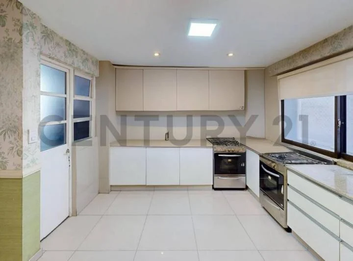 VENTA DUPLEX 4 AMBIENTES CON DEPENDENCIA EN PALERMO CHICO CON COCHERA Y BAULERA 5