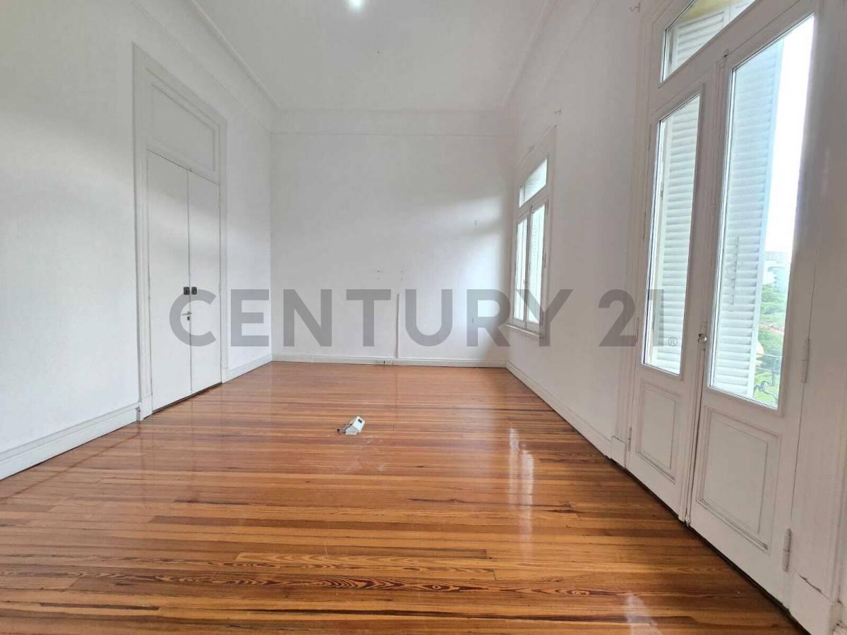 VENTA OFICINA 9 Ambientes - BARRIO NORTE