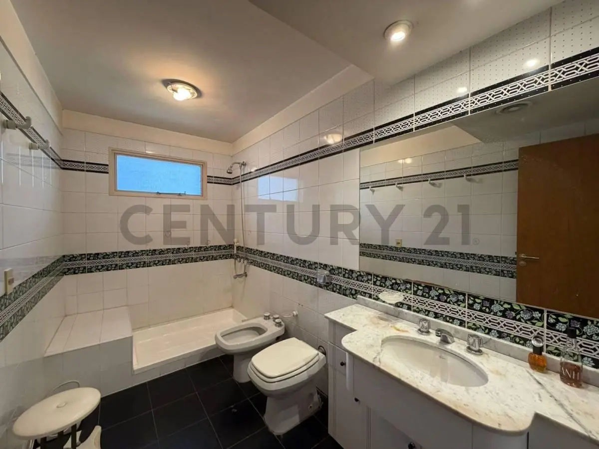VENTA DEPARTAMENTO 5 AMBIENTES EN PALERMO 4