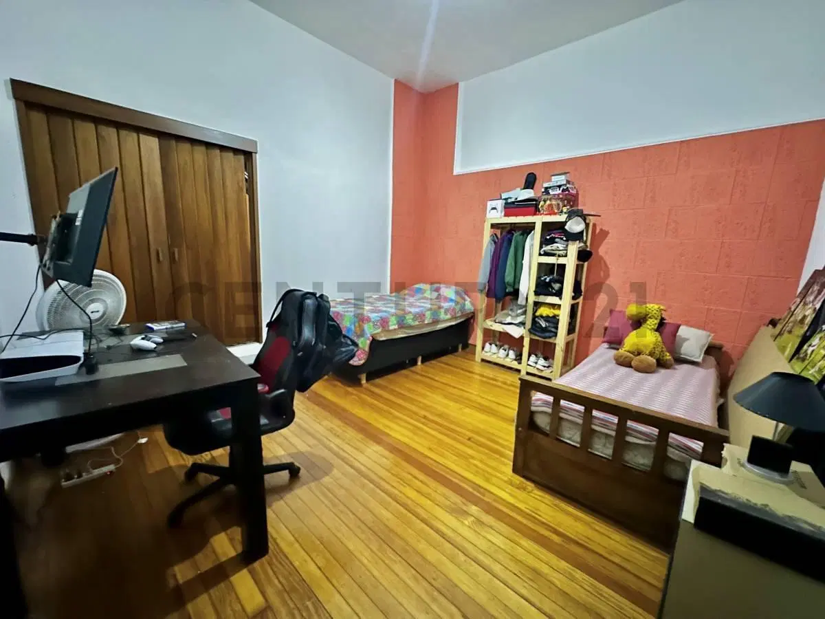 VENTA PH 5 AMBIENTES PARQUE CHACABUCO LUMINOSO CON QUINCHO Y TERRAZAS MAS LOCAL A LA CALLE 2