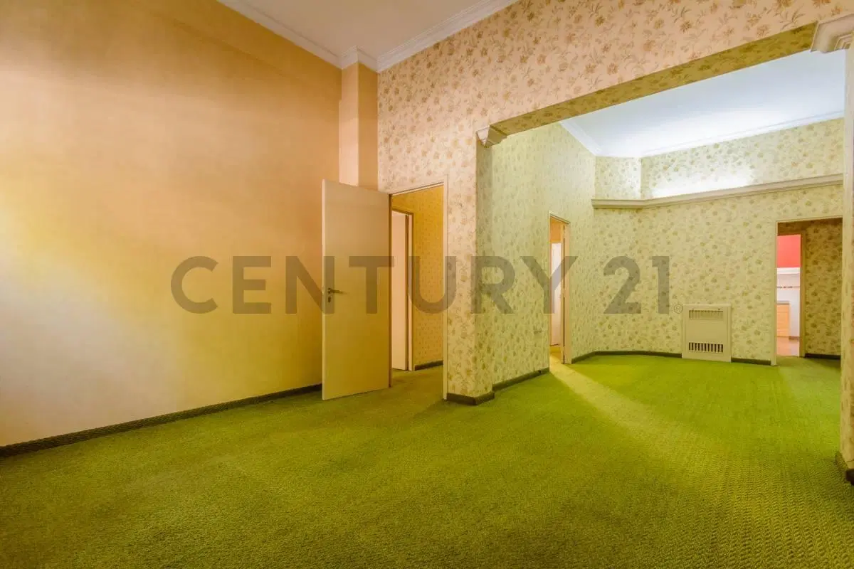 Venta Depto 3 Ambientes con Patio en Recoleta 4