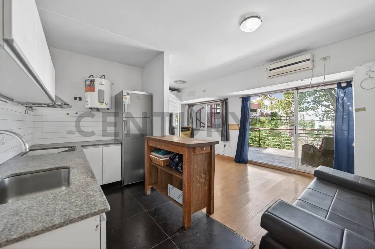 Venta Monoambiente c Terraza Propia y Gran Balcón Al Frente Parque Chas 3