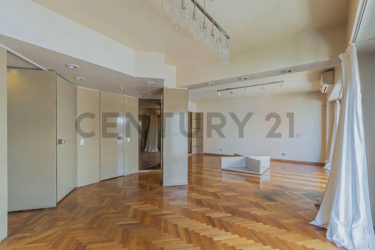 VENTA DEPARTAMENTO DE 4 AMBIENTES CON COCHERA EN LA MEJOR ZONA DE RECOLETA 2