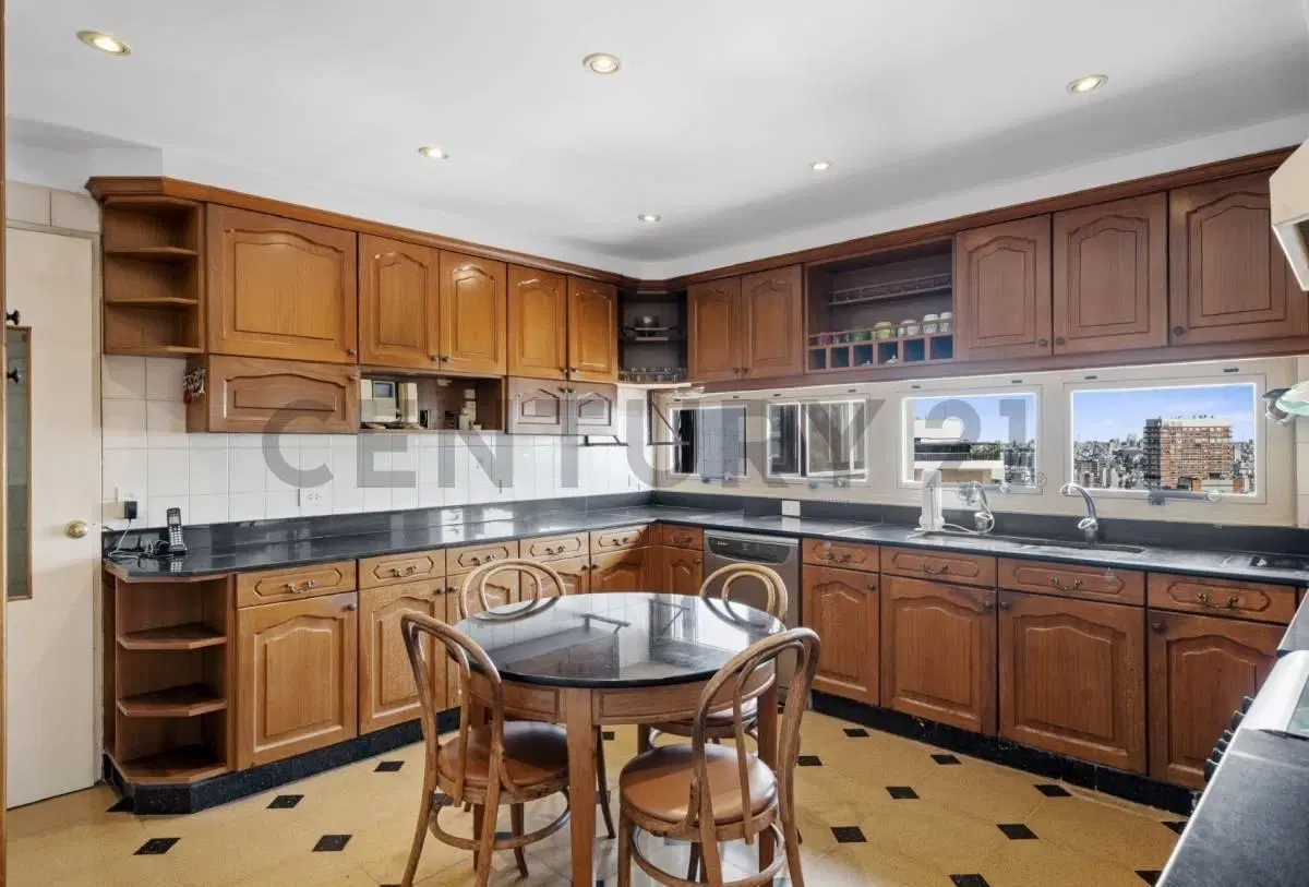 VENTA DEPARTAMENTO 5 AMBEINTES CON DOS DEPENDENCIAS Y 2 COCHERAS BELGRANO PISO 25 5