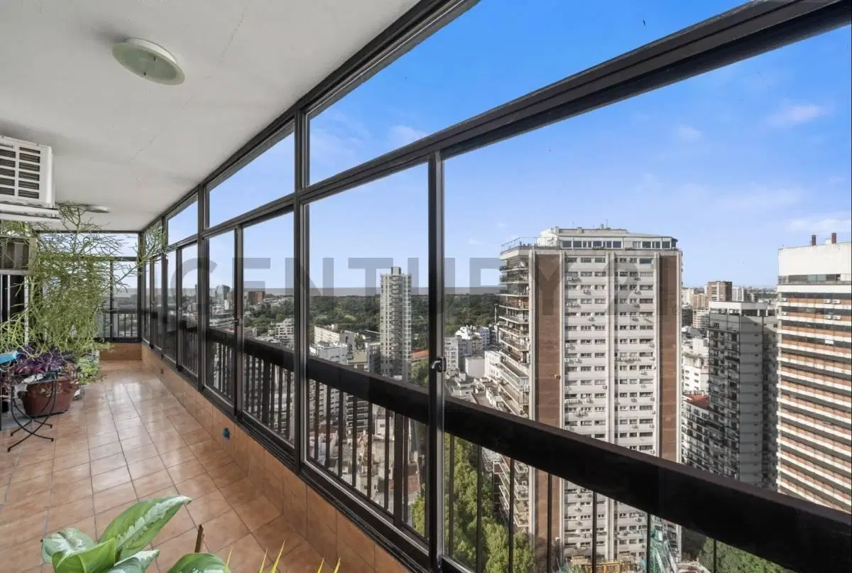 VENTA DEPARTAMENTO 5 AMBEINTES CON DOS DEPENDENCIAS Y 2 COCHERAS BELGRANO PISO 25 3