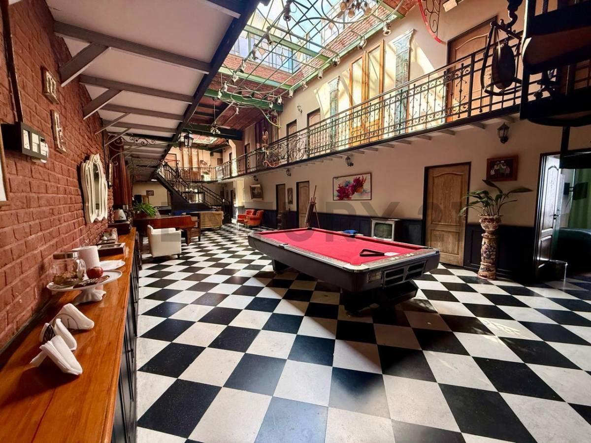 Foto de Alquiler de hotel ambientado y decorado de época, en Monserrat, imagen 3