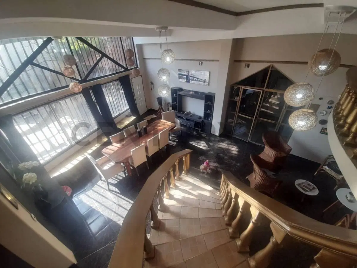 VENTA CASA QUINTA FLORENCIO VARELA  PERMUTA 4