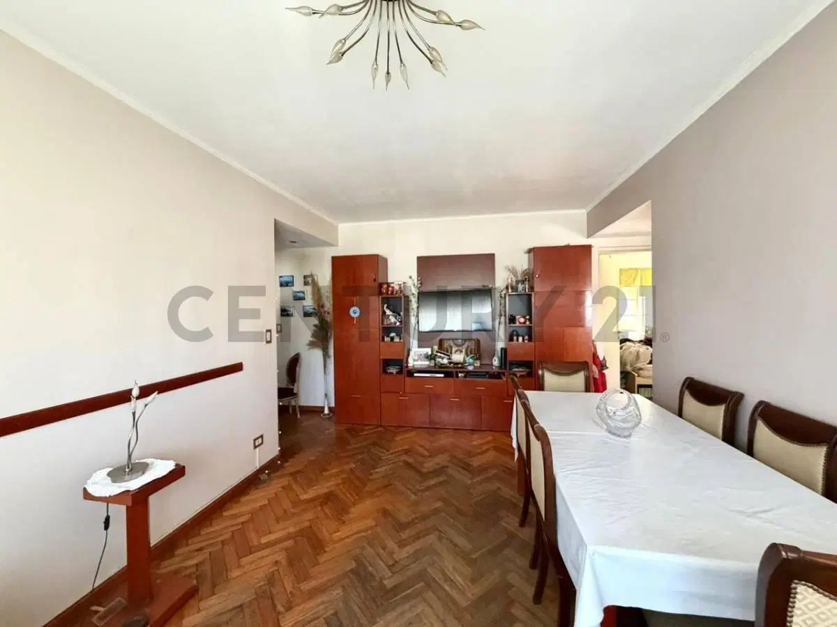 Venta Departamento 3 Ambientes en Flores 4