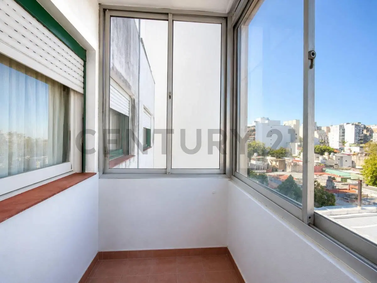 Venta Departamento 3 Ambientes en Flores 2