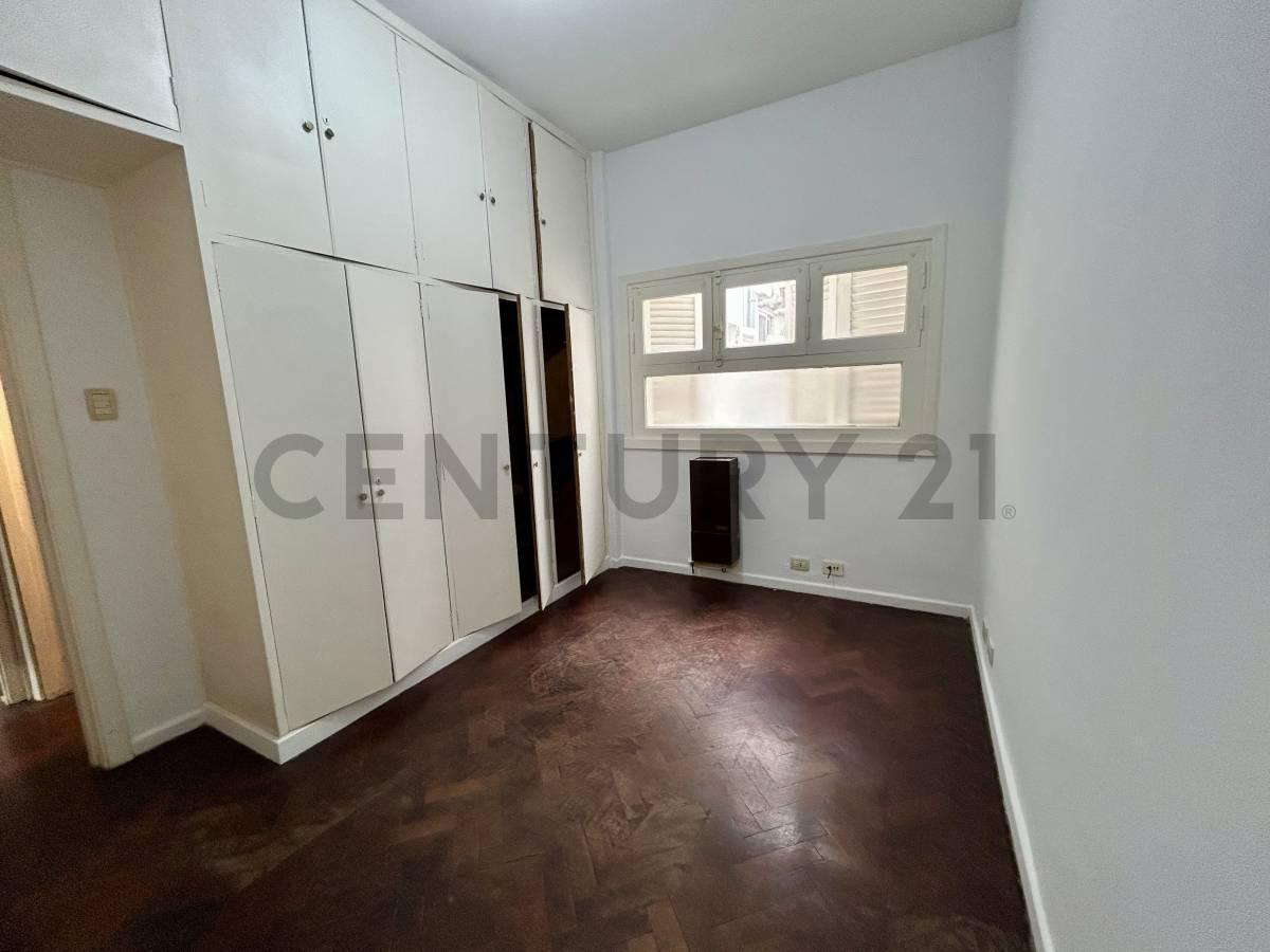 Foto de VENTA DEPARTAMENTO 3 AMBIENTES CON DEPENDENCIA AL FRENTE EN PALERMO, imagen 2