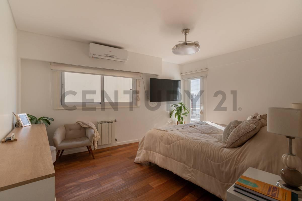 Foto de VENTA DÚPLEX 7 AMBIENTES EN PALERMO 2 COCHERAS . ACEPTA PERMUTA, imagen 3