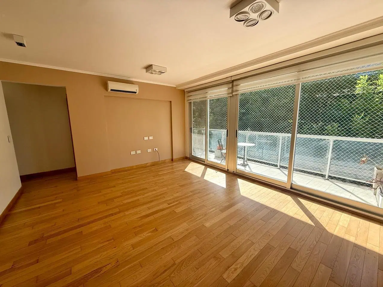 Venta departamento 3 ambientes en Las Cañitas, Palermo 5