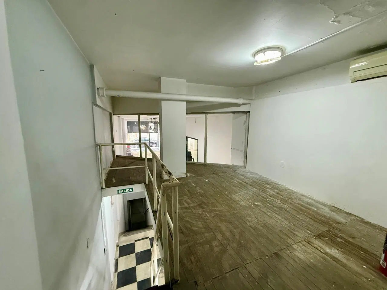 Venta Local en Monserrat 3