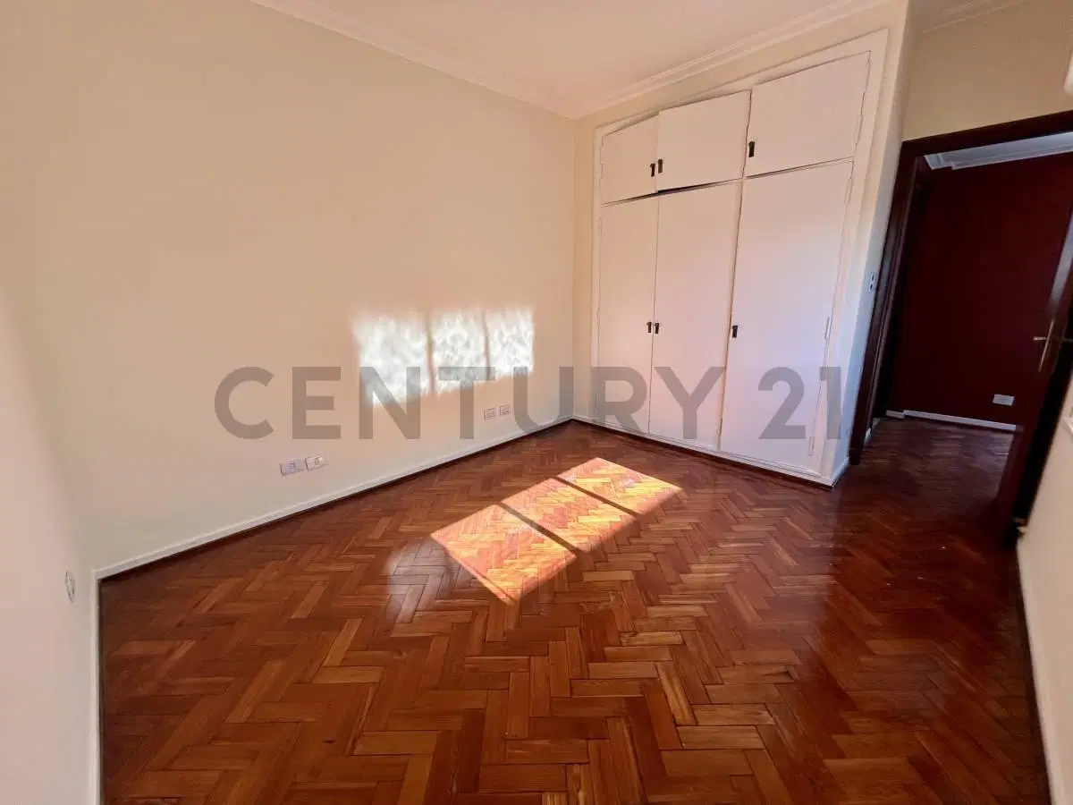 VENTA DUPLEX 4 AMBIENTES REFACCIONADO CON TERRAZA PROPIA 5
