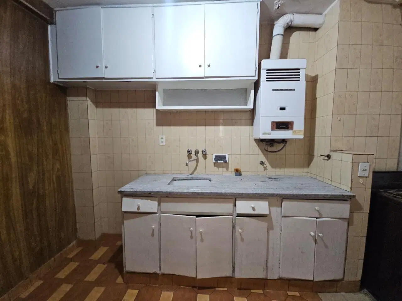 Venta departamento 3 Ambientes con Patio – A Refaccionar- en Constitución 3