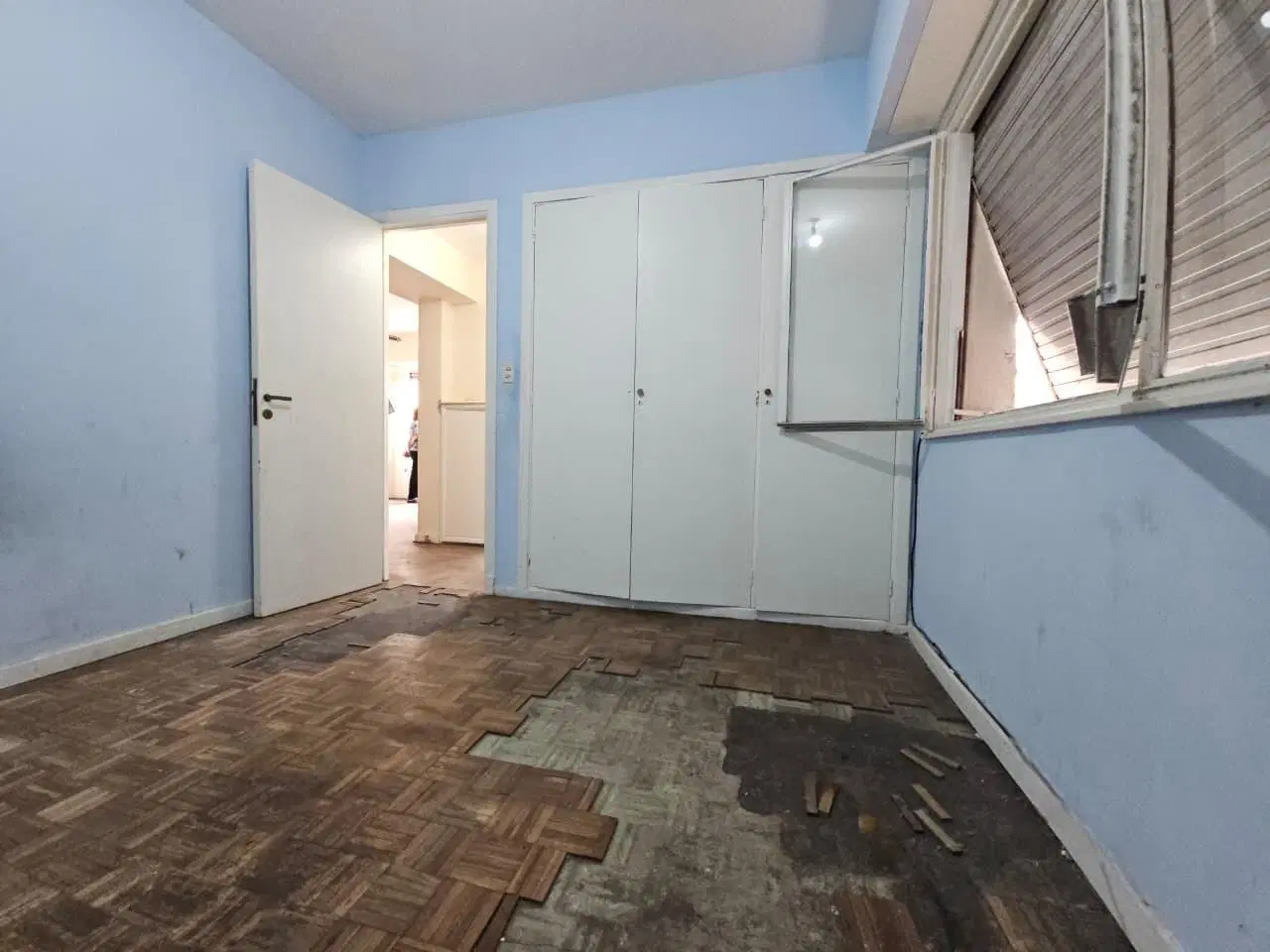 Venta departamento 3 Ambientes con Patio – A Refaccionar- en Constitución 2