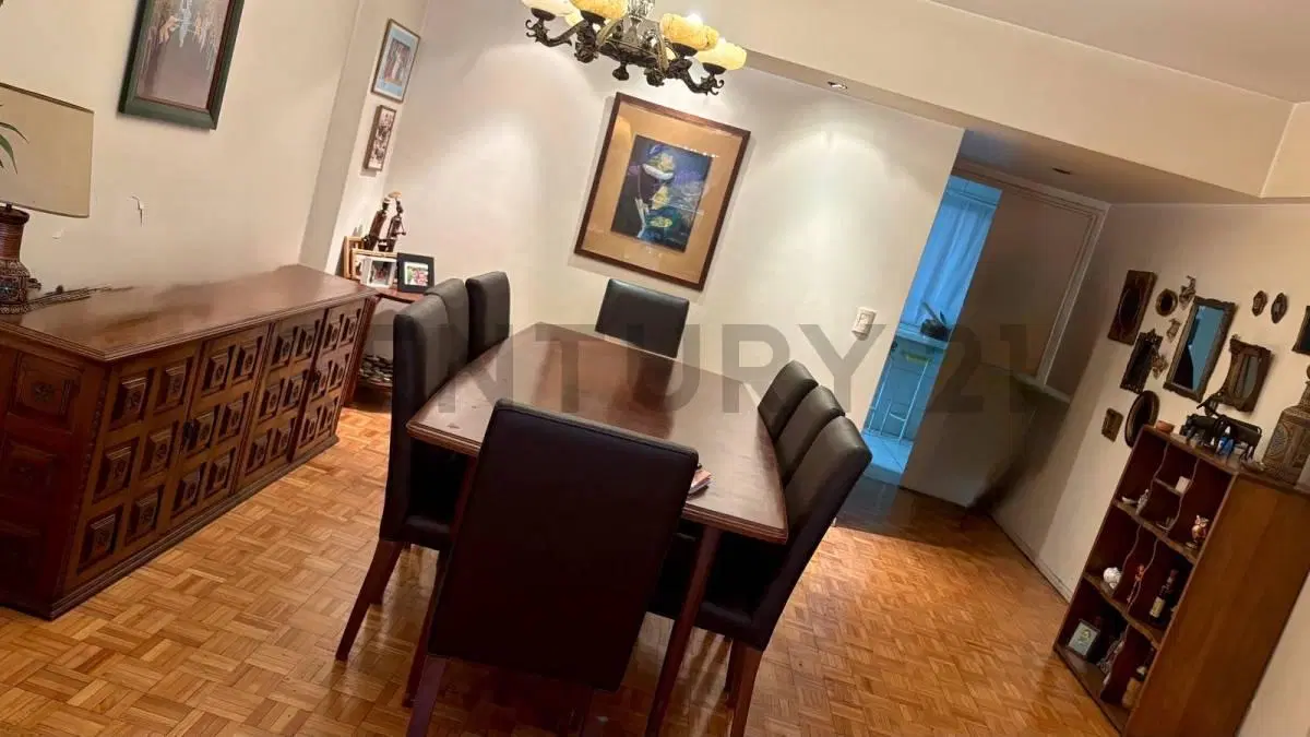 Venta Departamento Semipiso de  4 Ambientes | Dependencia | Baulera En Recoleta 3