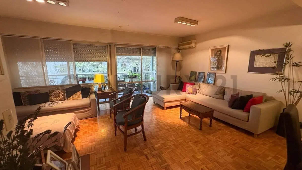 Venta Departamento Semipiso de  4 Ambientes | Dependencia | Baulera En Recoleta 2
