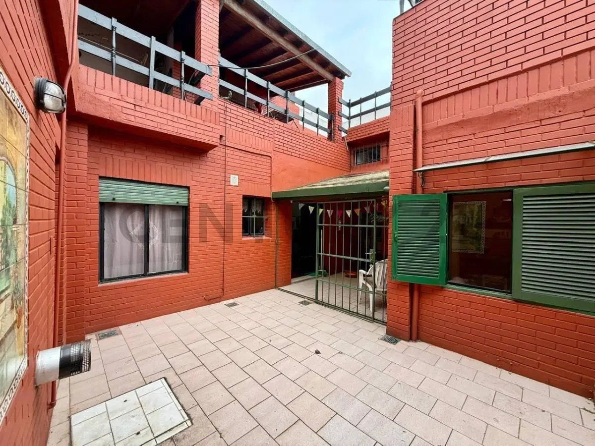 Venta PH 3 ambientes + escritorio, patio y terraza en Boedo 4