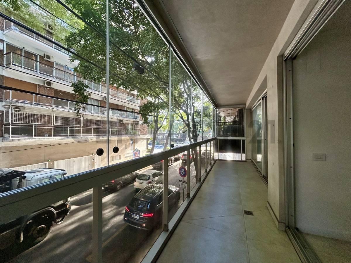 VENTA DEPARTAMENTO 4 AMBIENTES CON DEPENDENCIA, PATIO, COCHERA FIJA Y CUBIERTA, BAULERA Y AMENITIES
