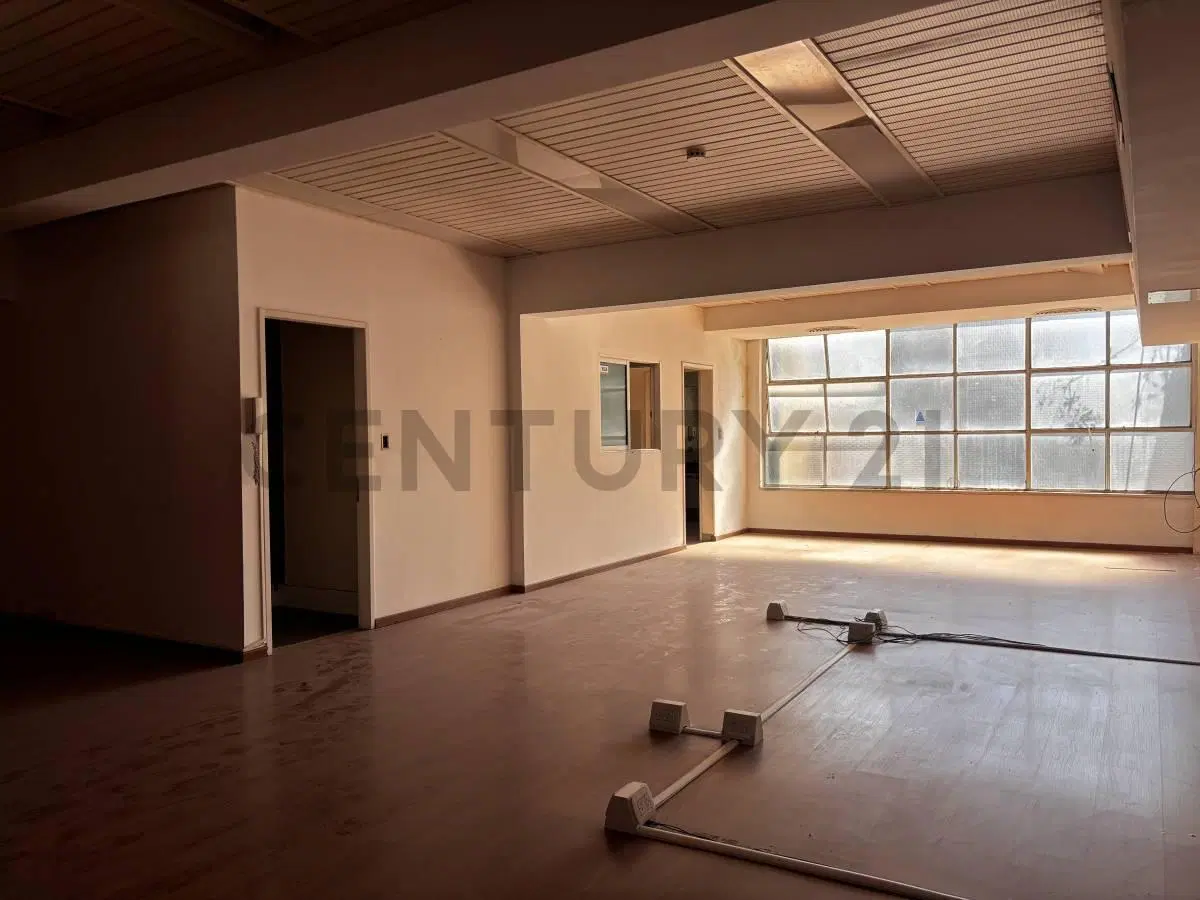 Venta/Alquiler Oficina Comercial de 187 m² en Monserrat, Alsina 655 3