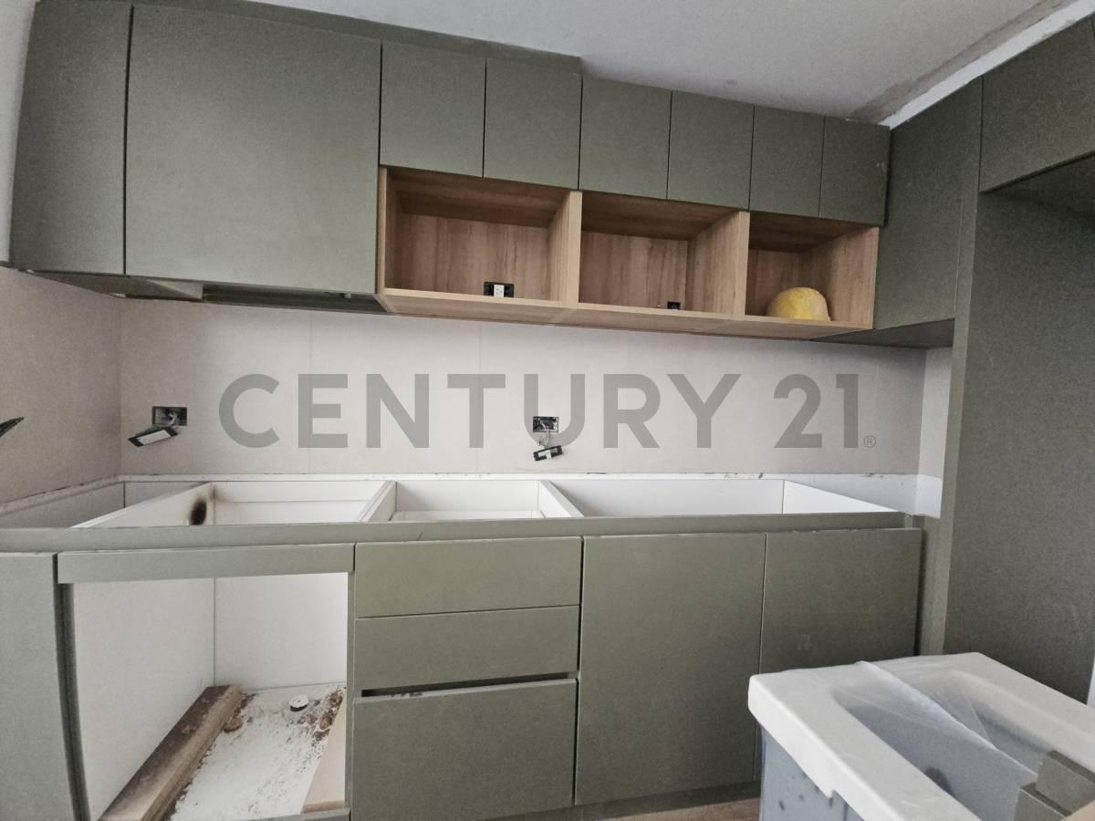 Foto de VENTA MONOAMBIENTE DIVISIBLE con Balcón Aterrazado y parrilla en, imagen 2