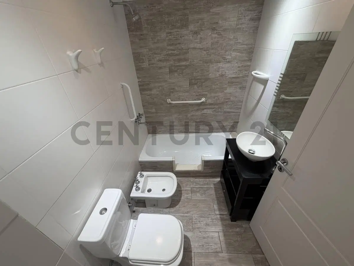 VENTA DEPARTAMENTO MONOAMBIENTE CON PATIO EN VILLA PUEYRREDÓN – APTO CREDITO 5