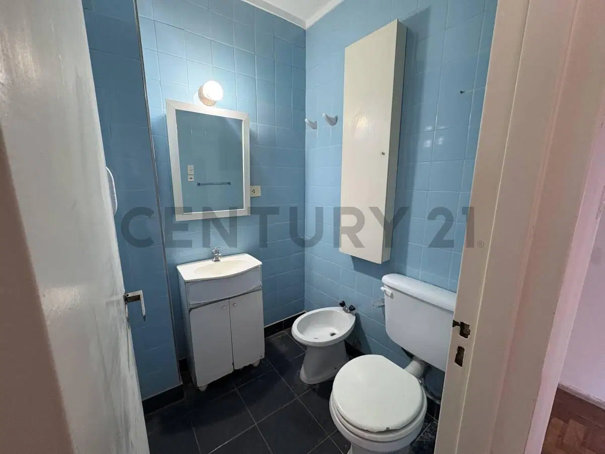 Venta Departamento 4 ambientes con cochera en Recoleta 5