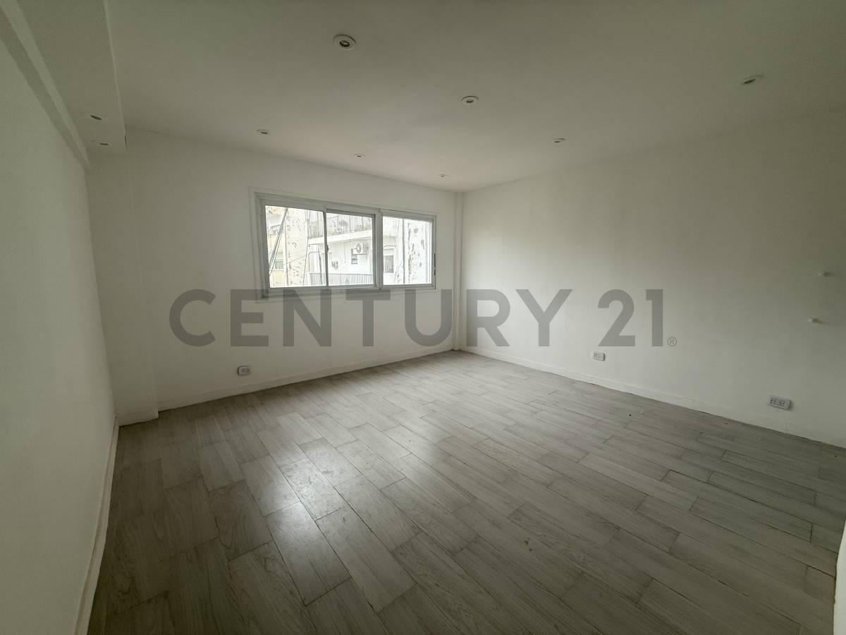 Venta Departamento Monoambiente en Balvanera