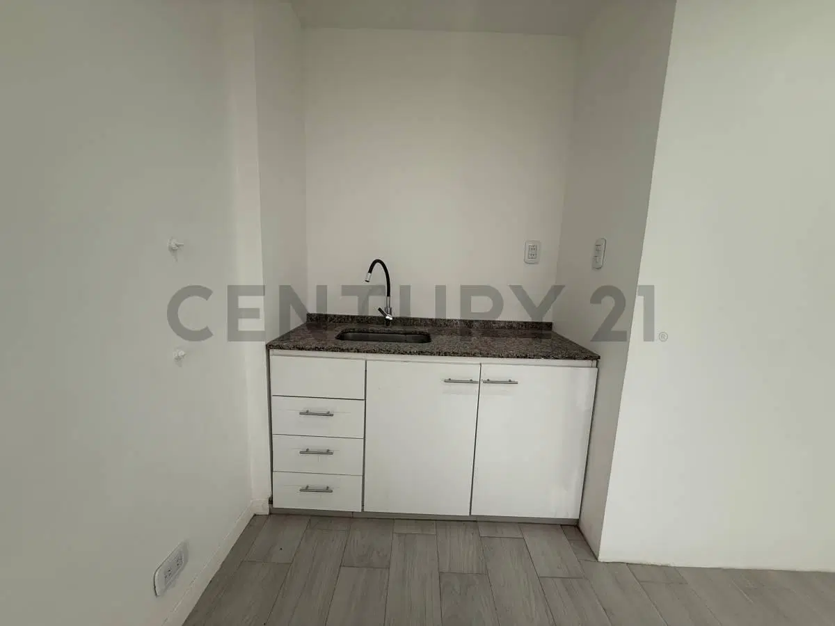 Venta Departamento Monoambiente en Balvanera 5