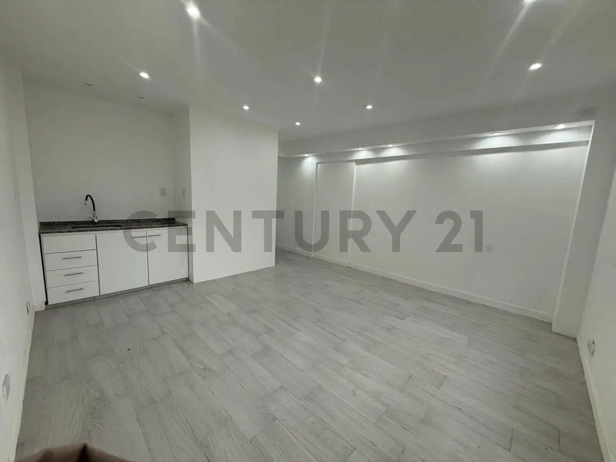 Venta Departamento Monoambiente en Balvanera 2