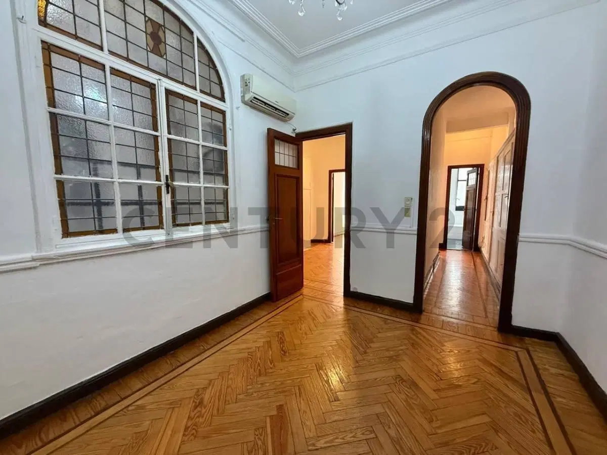 Venta departamento 3 ambientes + dependencia/escritorio en Recoleta 4