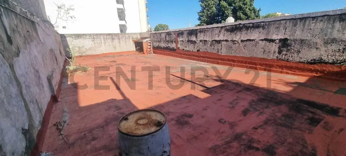 VENTA TERRENO PARA DESARROLLO OPCION DEPOSITO GALPON LOCAL GASTRONOMICO EN VILLA ORTUZAR 4