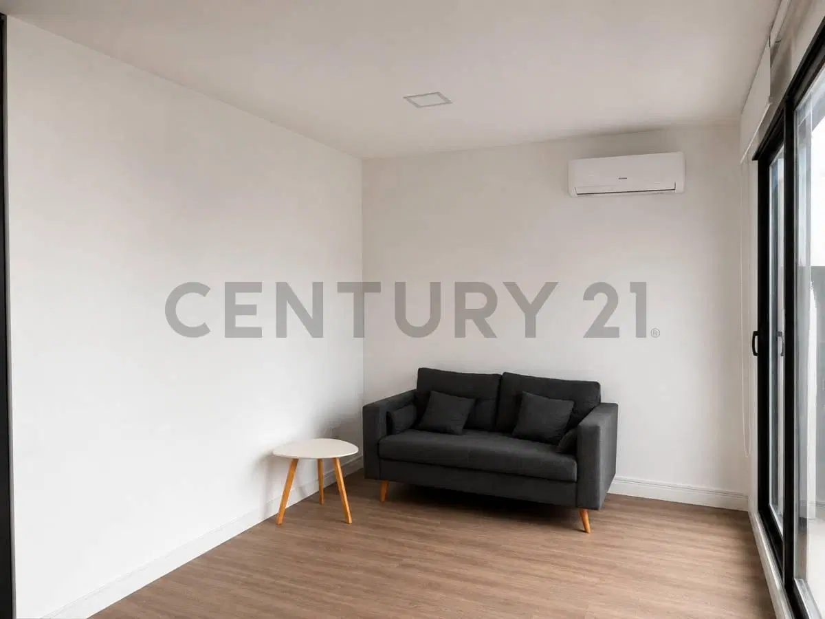VENTA OFICINA DE 3 AÑOS EN MICROCENTRO CON TERRAZA PROPIA EN PISO ALTO - CÓRDOBA Y FLORIDA 2