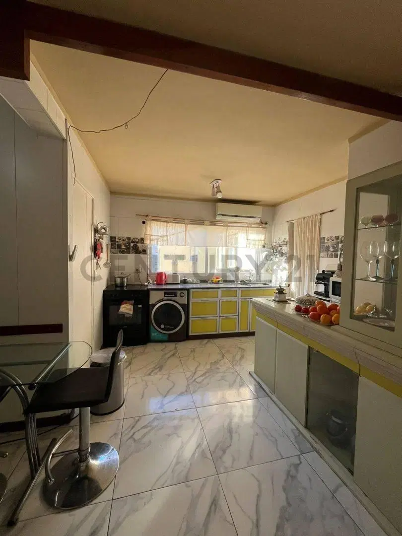VENTA DEPTO 4 AMBIENTES CON COCHERA EN RECOLETA 4
