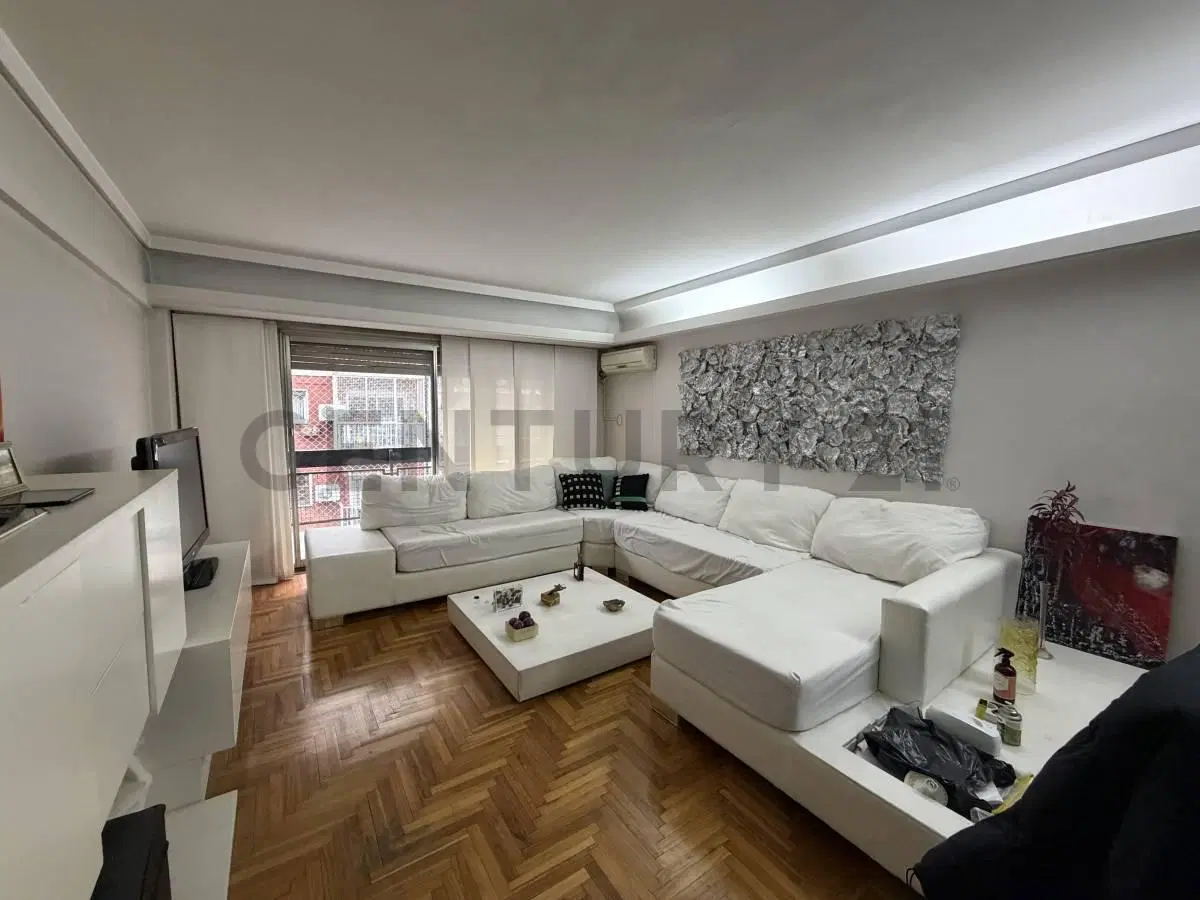 VENTA DEPARTAMENTO 4 AMBIENTES CON DEPENDECIA COCHERA Y BAULERA EN RECOLETA APTO CREDITO 2