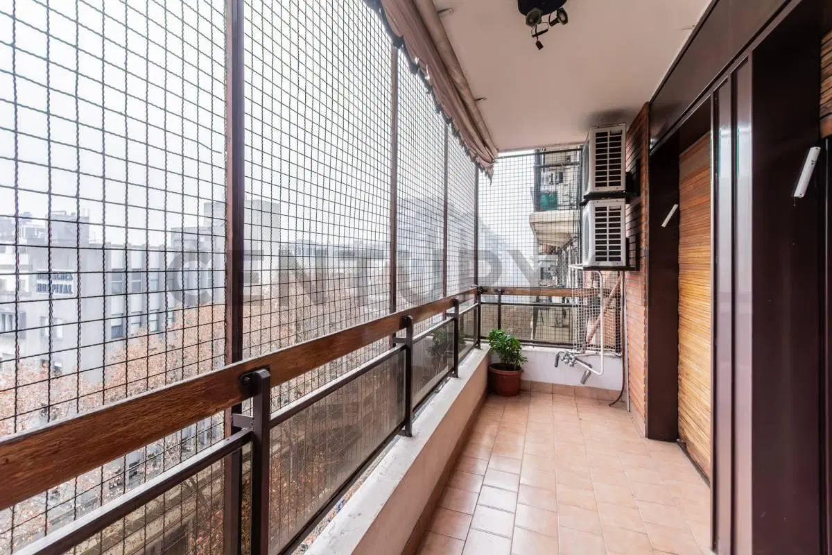 VENTA DEPARTAMENTO 5 AMBIENTES RECOLETA CON COCHERA -BAULERA-SEGURIDAD APTO CREDITO 3