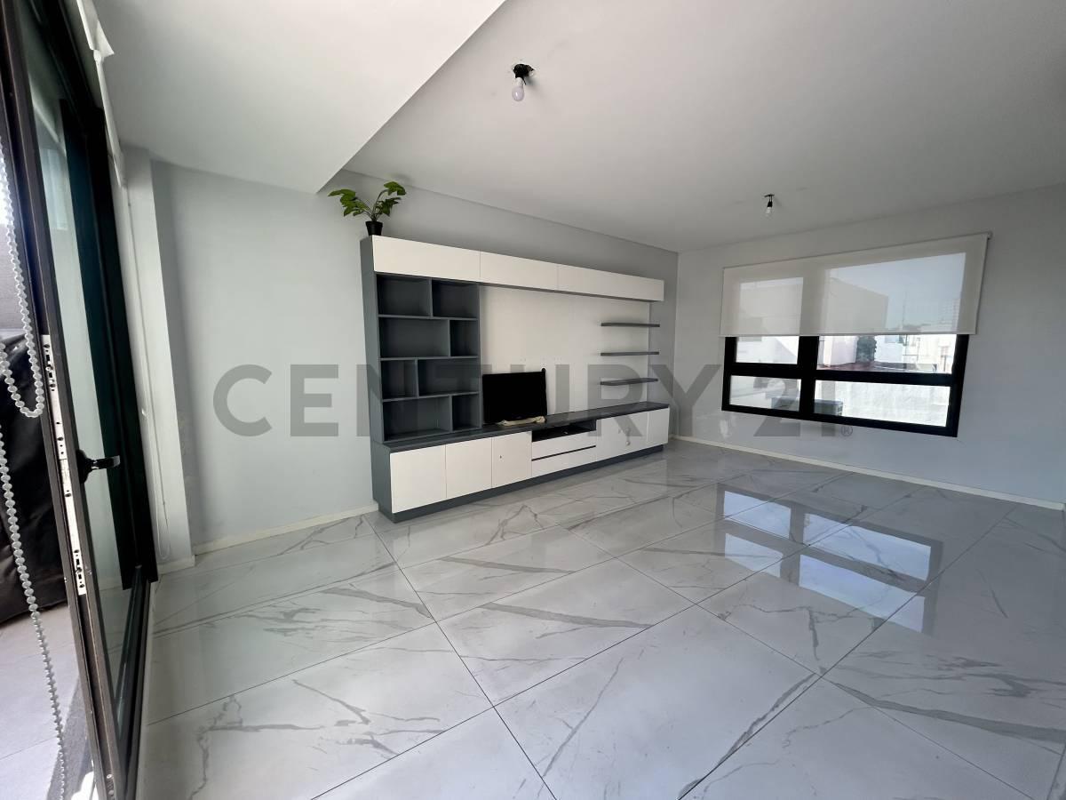 Foto de VENTA DEPARTAMENTO 4 AMBIENTES CON BALCON TERRAZA, COCHERA Y BAULERA EN, imagen 2