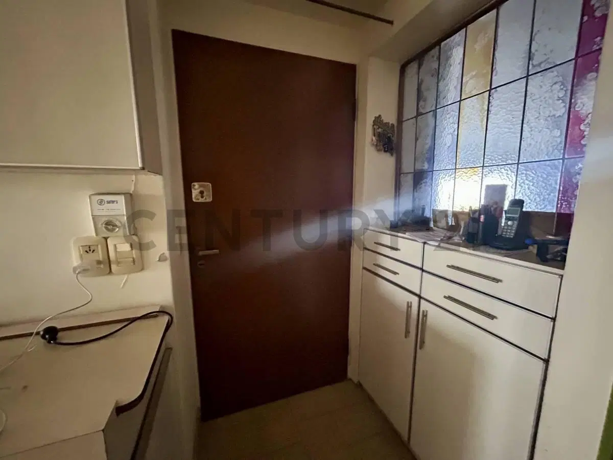 VENTA DEPARTAMENTO 4 AMBIENTES CON DEPENDENCIA Y BAULERA EN VILLA CRESPO 2