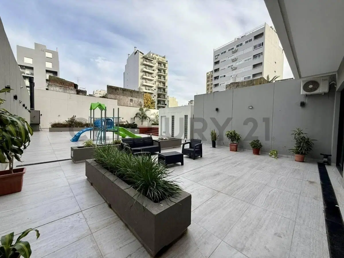 VENTA DEPARTAMENTO 4 AMBIENTES CON COCHERA, PATIO, BALCÓN Y AMENITIES EN FLORES 4