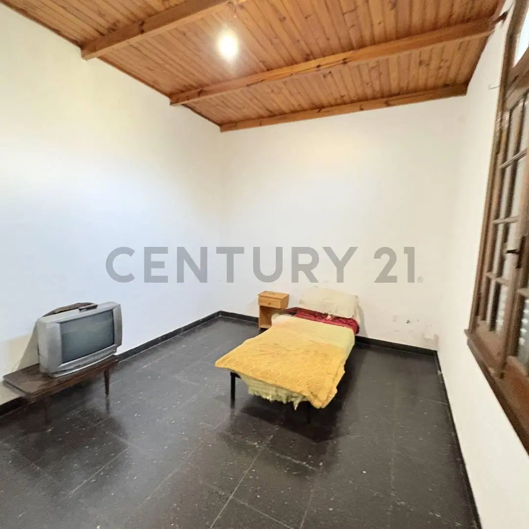 Venta Casa de 4 Ambientes con Jardín y Parrilla | Gerli, Avellaneda 2