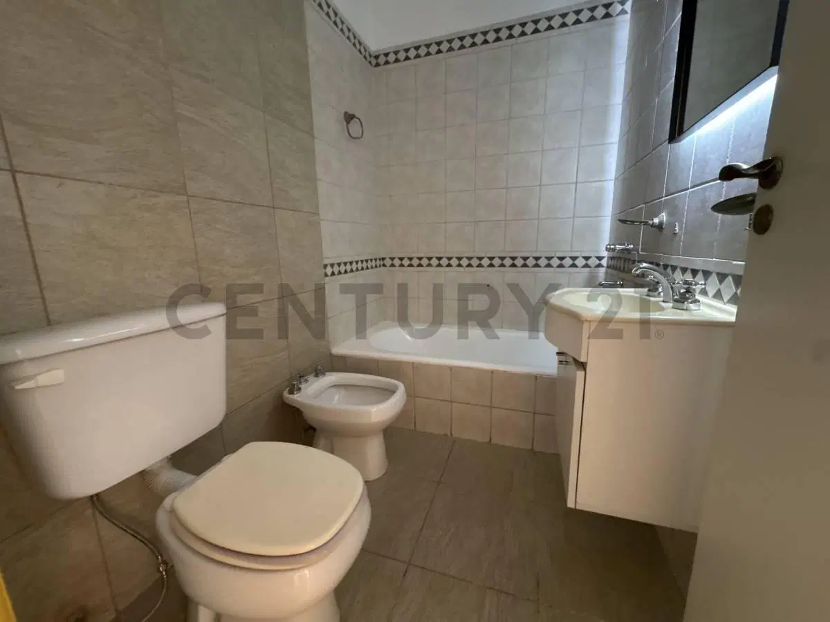 VENTA DEPARTAMENTO 2 AMBIENTES EN BELGRANO REFACCIONADO - APTO CREDITO 4