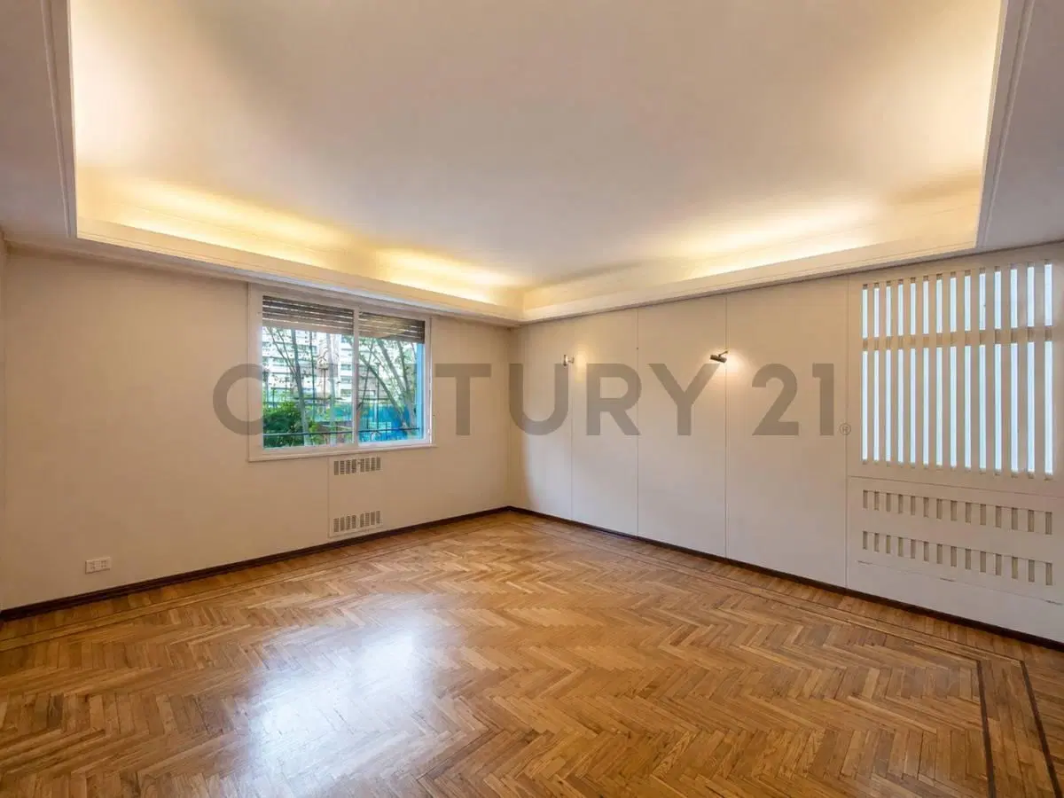Venta dúplex en Belgrano de 5 ambientes c/acceso por ascensor en ambas plantas, cochera y seguridad 3