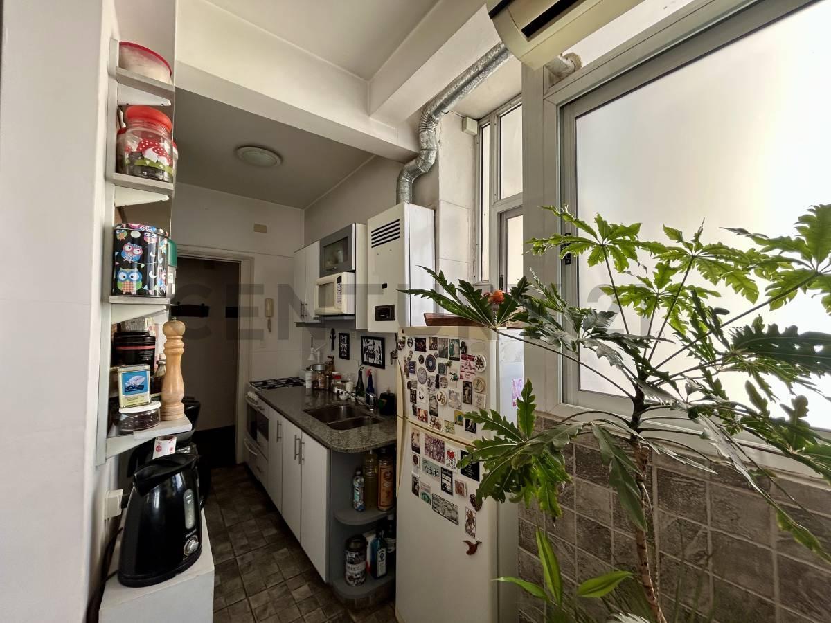 Foto de VENTA DEPARTAMENTO 3 AMBIENTES REFACCIONADO EN BALVANERA, imagen 3