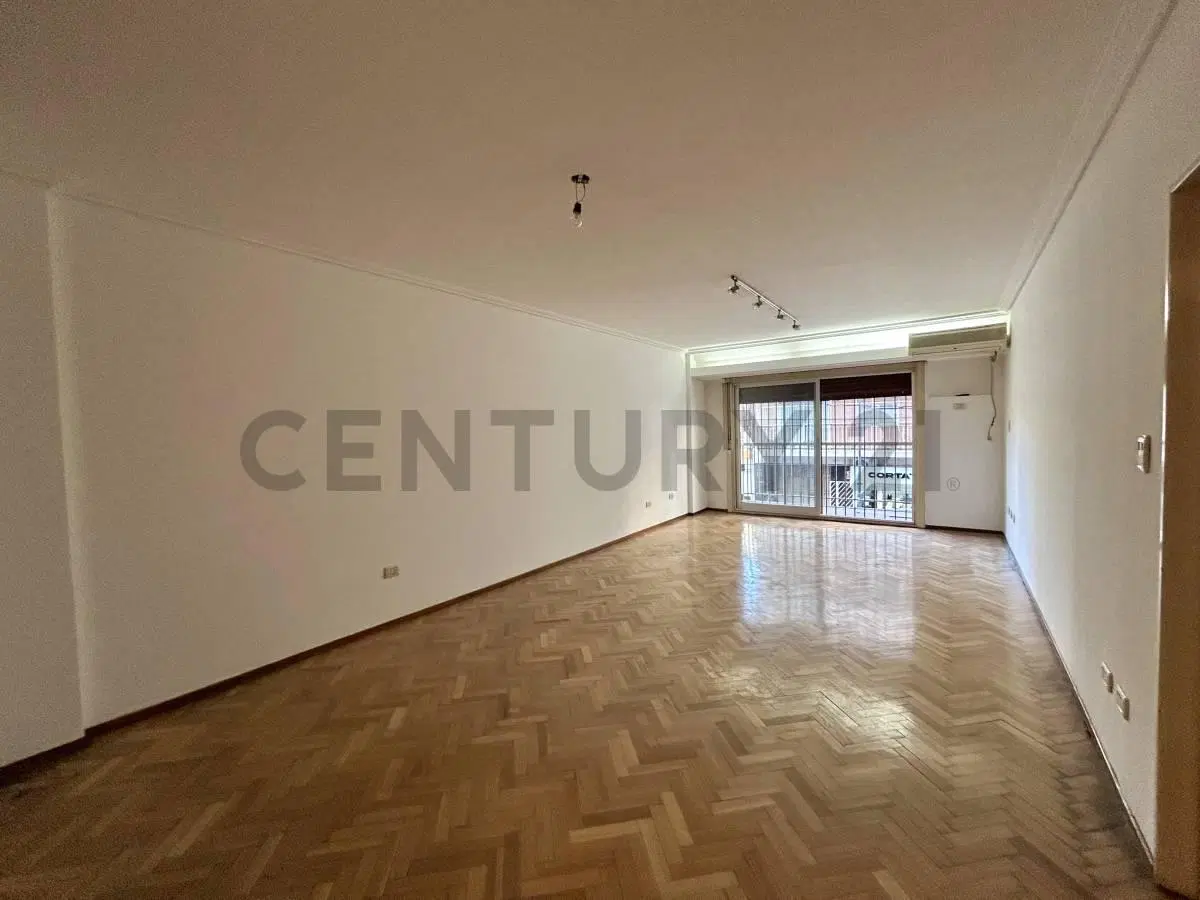 ALQUILER DEPARTAMENTO 4 AMBIENTES CON DEPENDENCIA, COCHERA Y PATIO EN BELGRANO 2